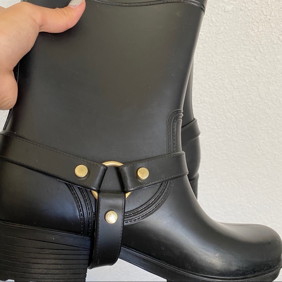 Cute black boots - Picture 10 of 10